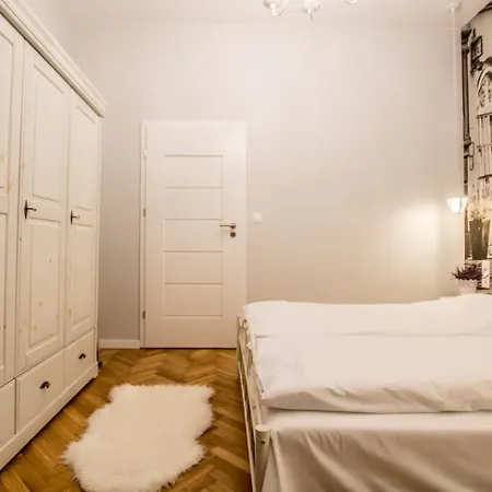 Colorful Ap- 1Br With An Ac - Kazimierz